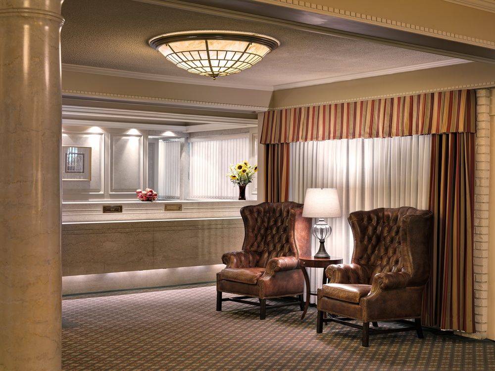 Royal Scot Hotel & Suites image 1
